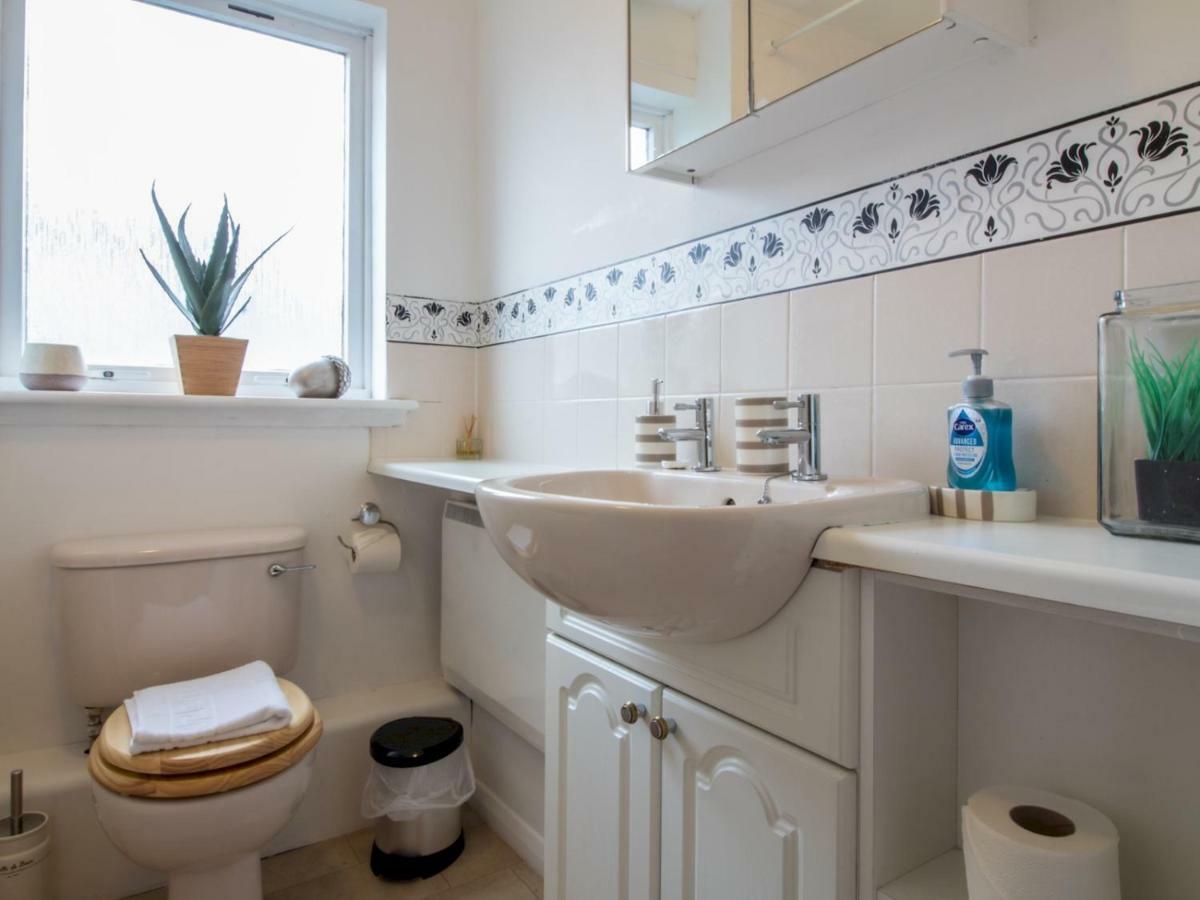 Bright & Tranquil Apartment Near City Centre With Free Parking! Edimburgo Exterior foto