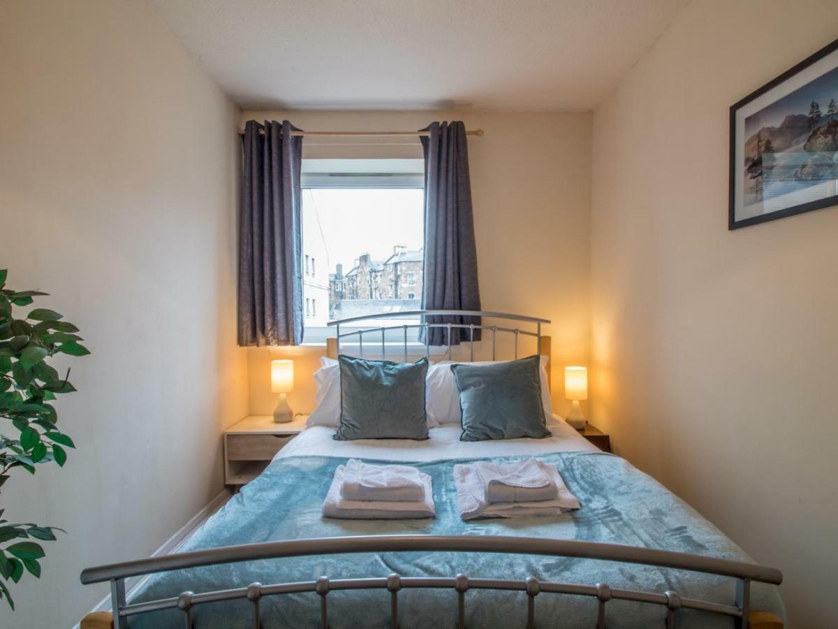 Bright & Tranquil Apartment Near City Centre With Free Parking! Edimburgo Exterior foto