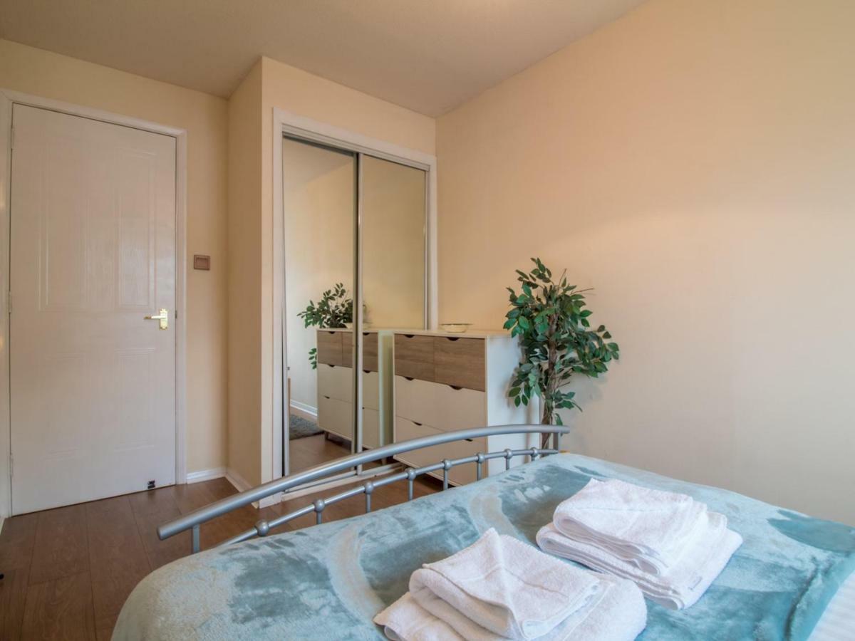 Bright & Tranquil Apartment Near City Centre With Free Parking! Edimburgo Exterior foto