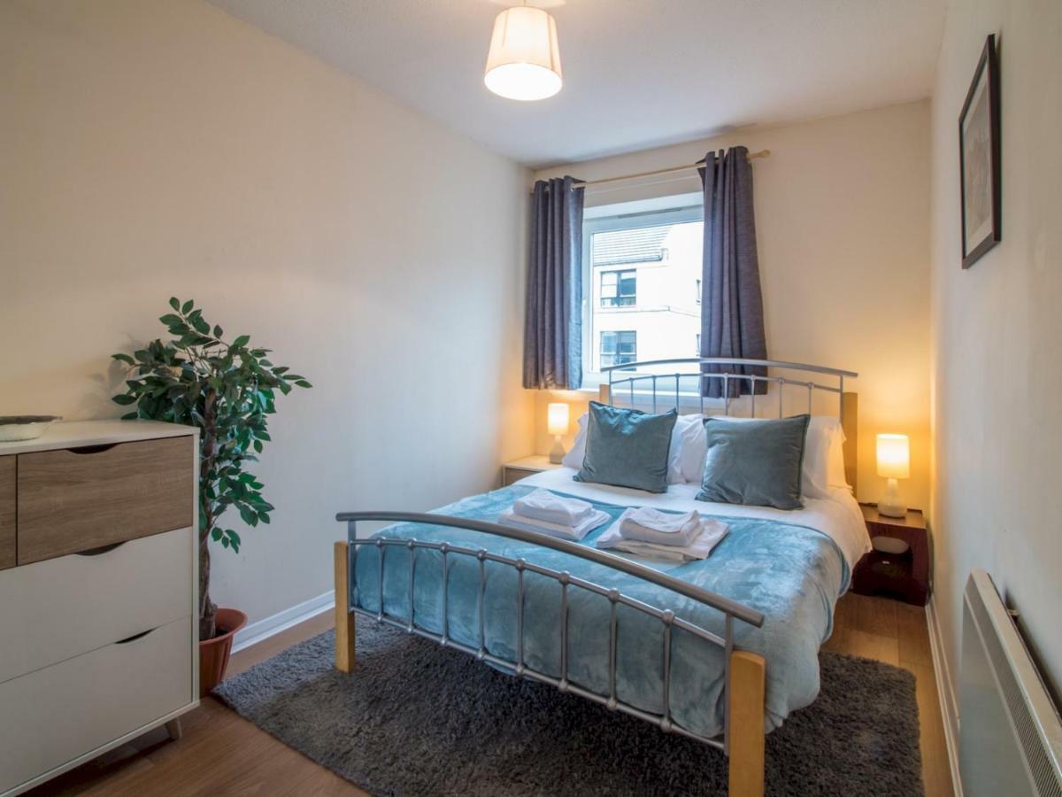 Bright & Tranquil Apartment Near City Centre With Free Parking! Edimburgo Exterior foto