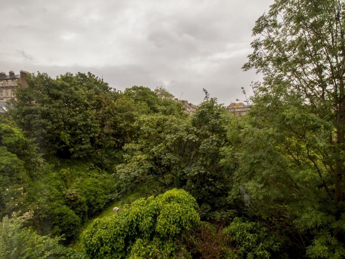 Bright & Tranquil Apartment Near City Centre With Free Parking! Edimburgo Exterior foto